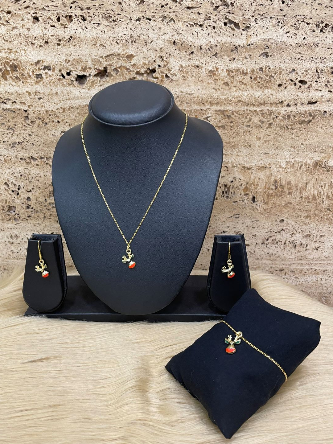Lotus Black layered beaded necklace earring set gemstone jewelry at ₹2550 |  Azilaa